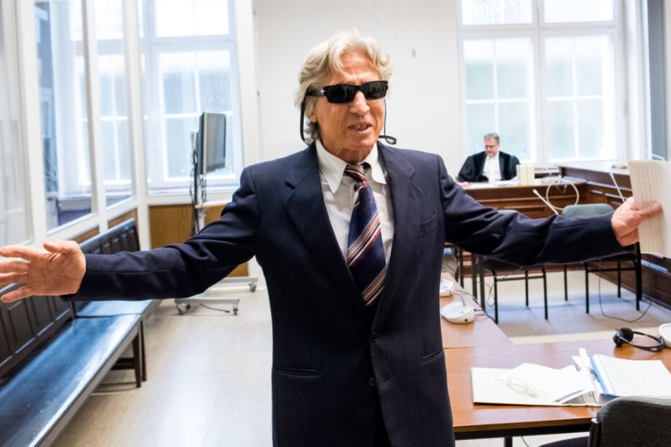 Im Gerichtssaal hat der Senior eine bühnenreife Show abgeliefert.
