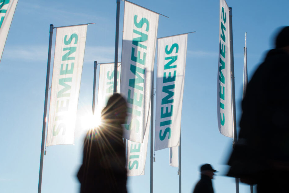 Siemens reduziert in seiner Energiesparte seine bisherigen Stellenabbaupläne.