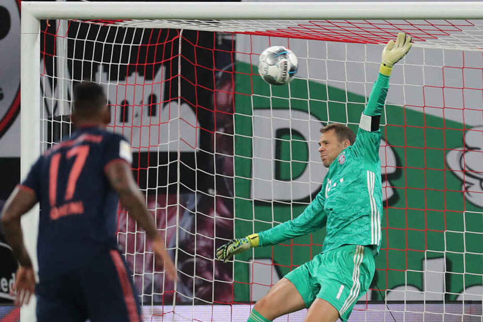 Neuer glänzt aktuell wieder mit bärenstarken Leistungen im Dress des Rekordmeisters und der DFB-Elf.
