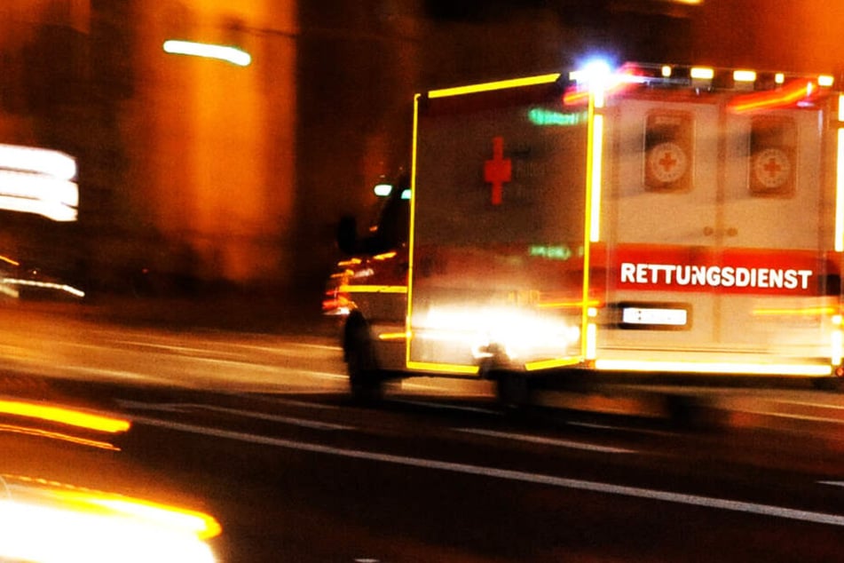 Die Rettungskräfte konnten das Leben des Mannes nicht retten. (Symbolbild)