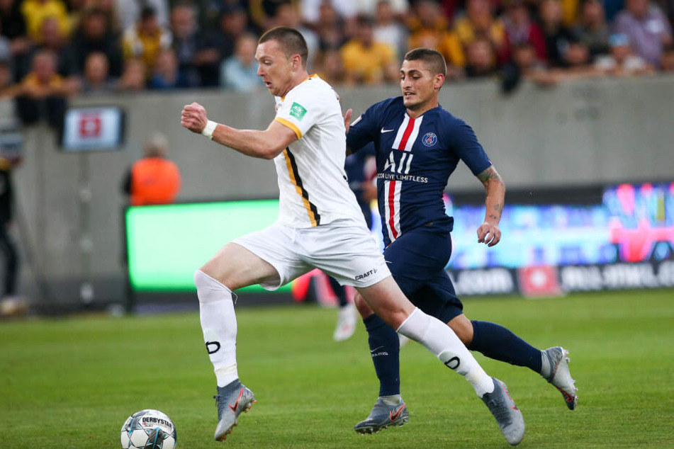 Da wusste Duljevic wohl schon, dass er in ein paar Wochen wieder auf Paris treffen würde: hier im Testspiel mit Dynamo gegen Paris Saint-Germain.