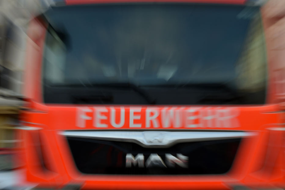 Die Feuerwehr fischte die Leiche des Mannes aus dem Neckar. (Symbolbild)
