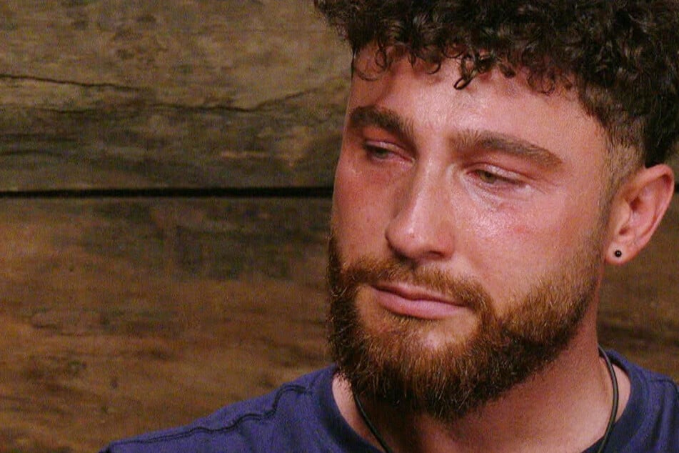 Umut Tekin (28) brach im Dschungeltelefon in Tränen aus.