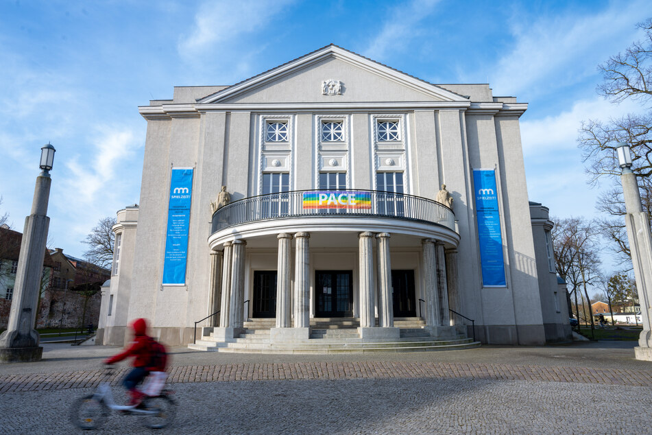 Das Theater in Stralsund steht aktuell wegen Homophobie-Vorwürfen in der Kritik.