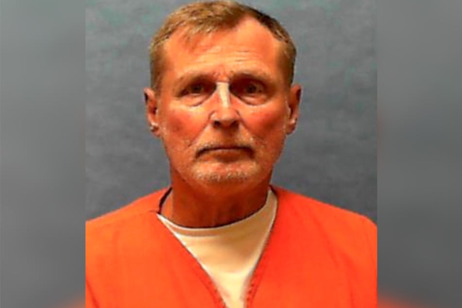 Glen Rogers, a 62-year-old man who was known as the "Cross-Country Killer," was executed by lethal injection in Florida on Thursday.
