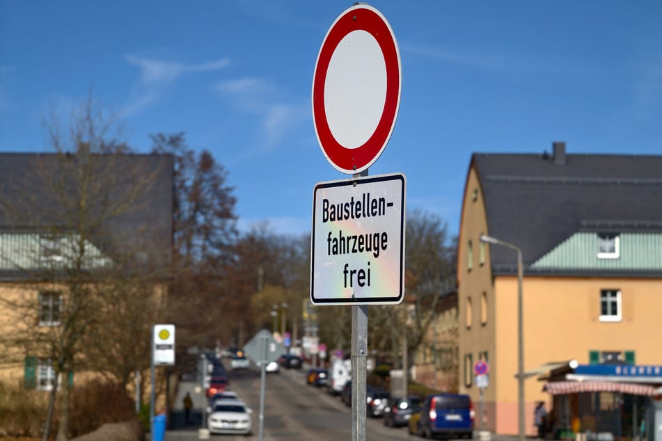 Baustellen Chemnitz: Neue Baustelle in Chemnitz-Altendorf: Monatelange Vollsperrung