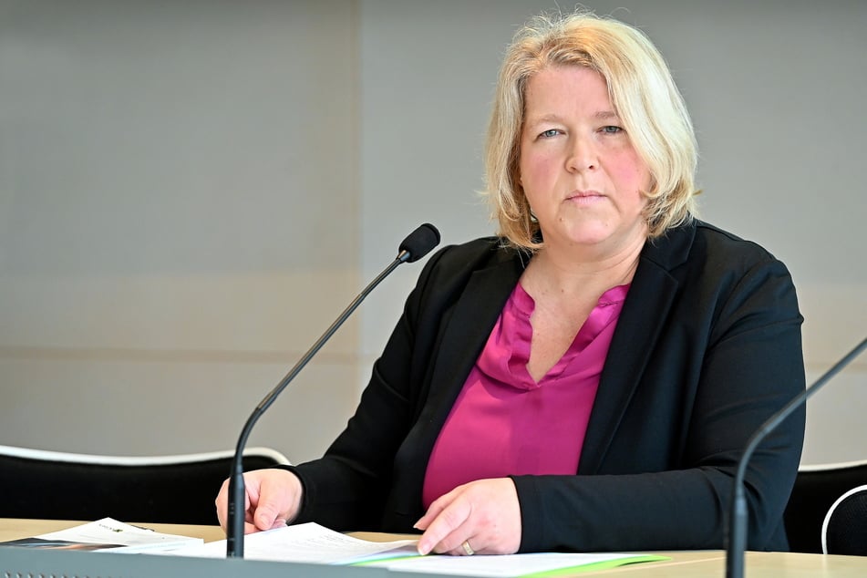 Die Sächsische Datenschutz-und Transparenzbeauftragte Dr. Juliane Hundert (48, Grüne) erhält von Jahr zu Jahr mehr Beschwerden wegen umstrittener Videoüberwachungen.