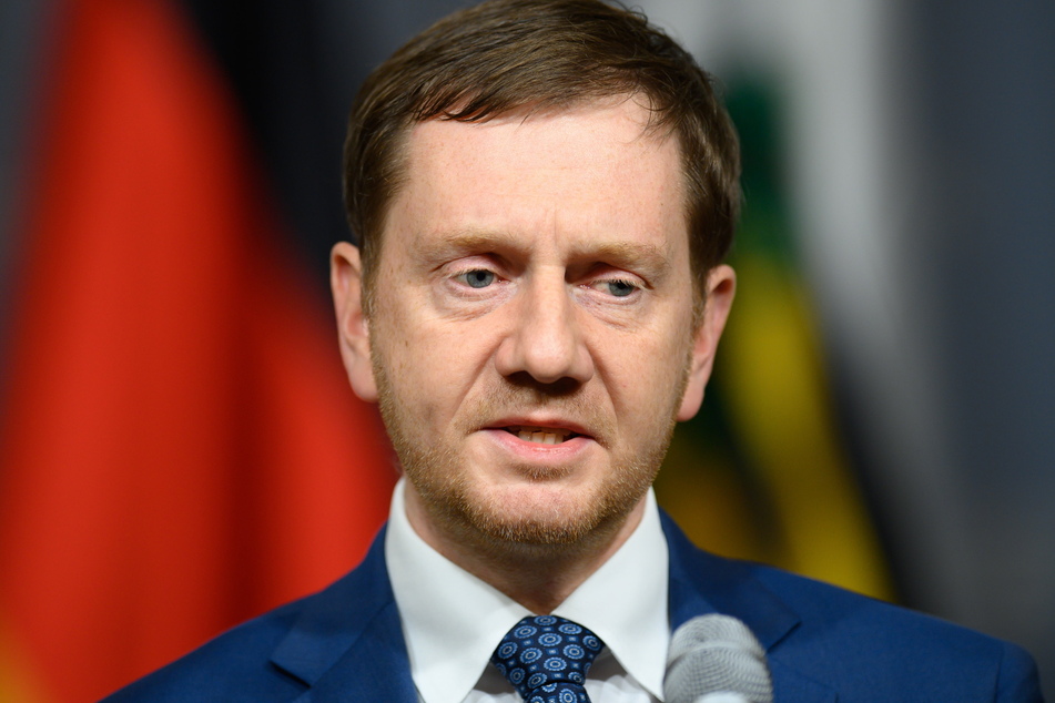 Will er von eigenem Versagen ablenken? Michael Kretschmer (45, CDU).