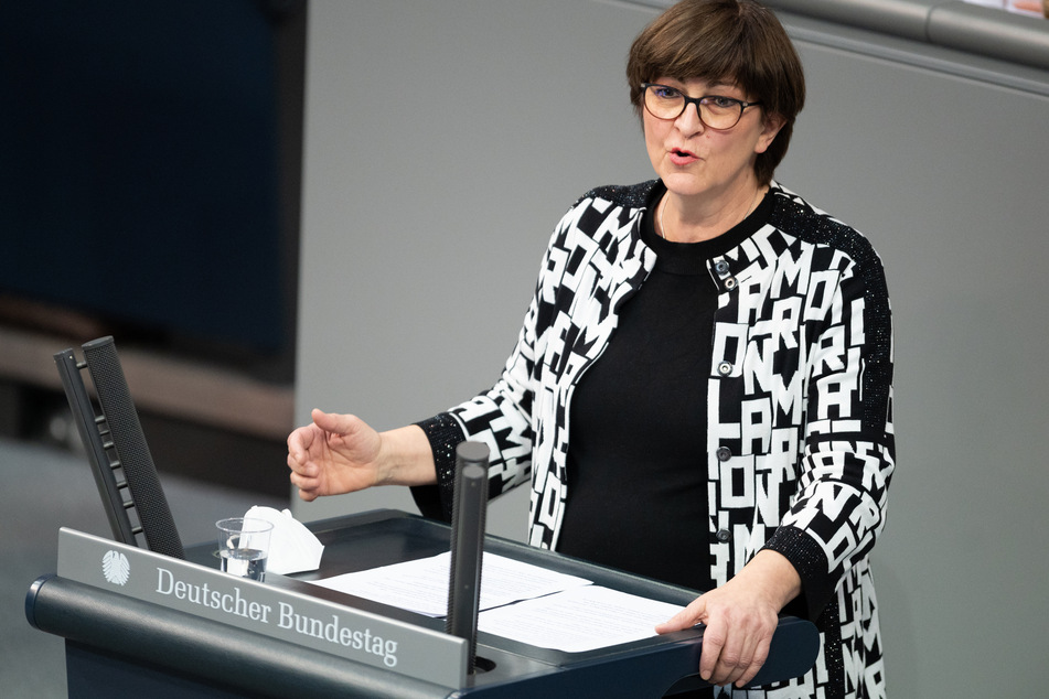 Die SPD-Bundesvorsitzende Saskia Esken (59) will nicht mehr mit der CDU koalieren.