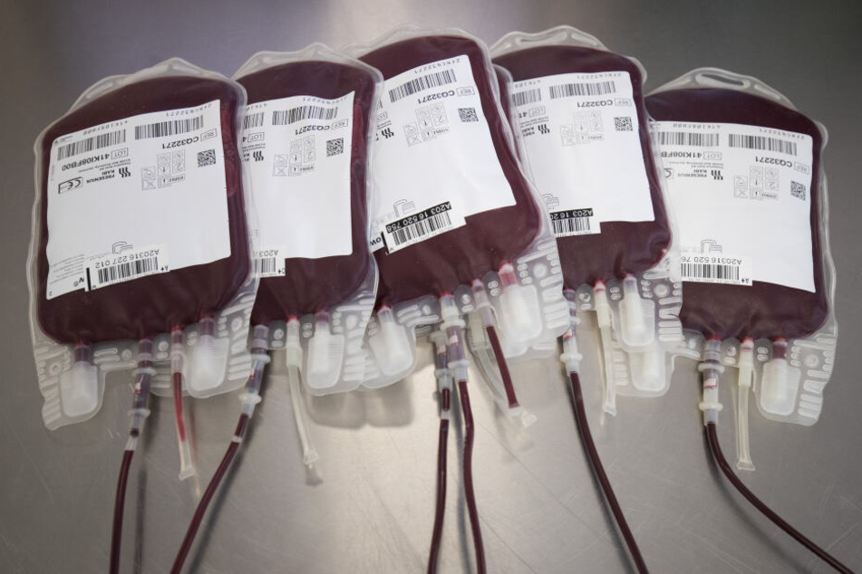 Wenn Schwule ein Jahr keinen Sex gehabt haben, dürfen sie Blut spenden. (Symbolbild)