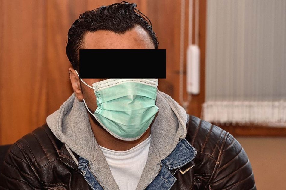 Samer D. kam mit Mundschutz zum Prozess, weil er eine Grippe hat.