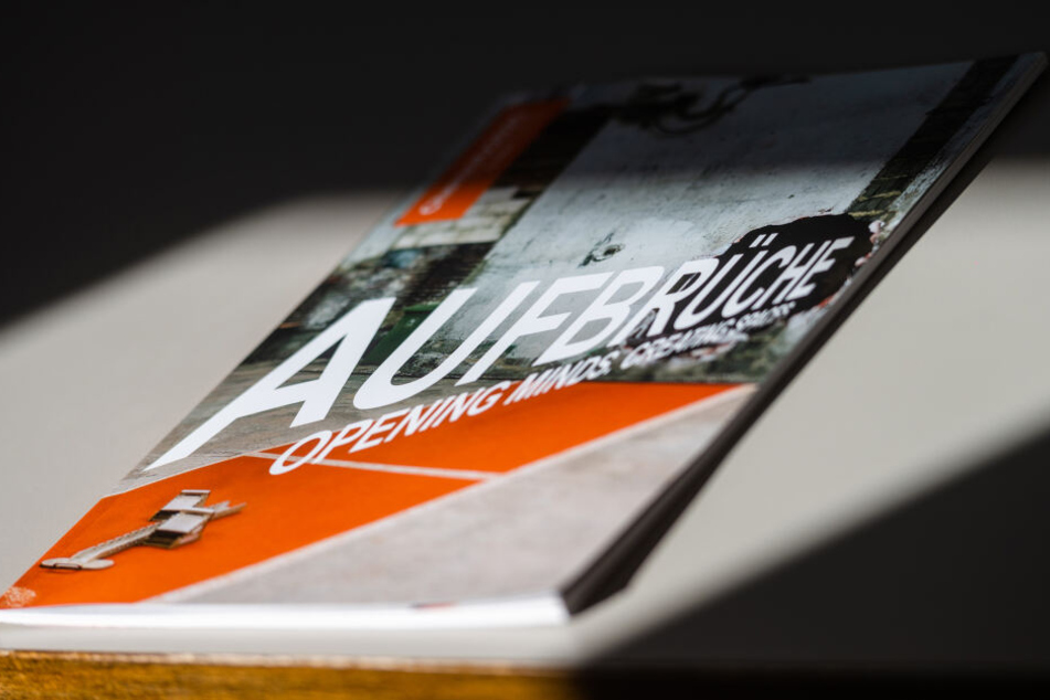 Die Chemnitzer Bewerbung steht unter dem Motto: "Aufbrüche – opening minds – creating spaces".