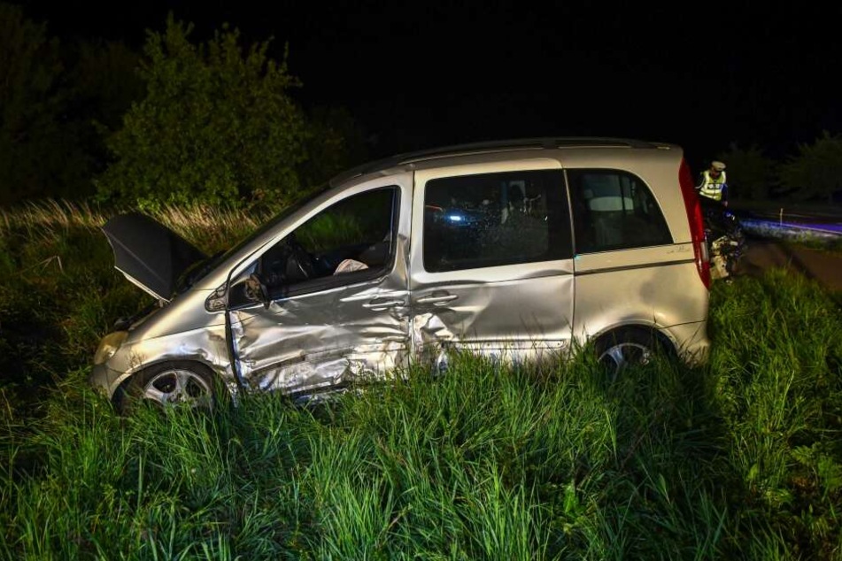 Sowie eines Skoda verletzt.