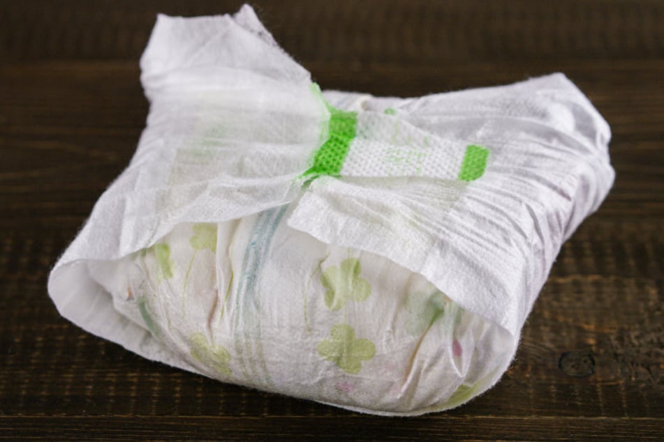 In einer Windel fanden die Beamten mehrere Kokain-Kugeln. (Symbolbild.)
