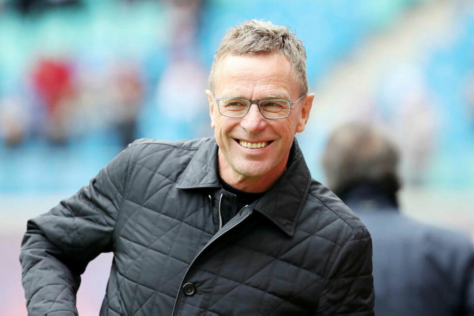 Darf sich angesichts jetzt 13 ungeschlagenen Pflichtspielen Serie zurecht freuen: RB-Coach Ralf Rangnick.