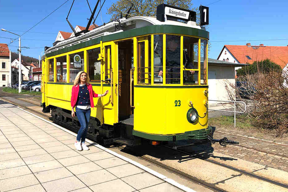 Alles einsteigen in die Oldtimerstraßenbahn!