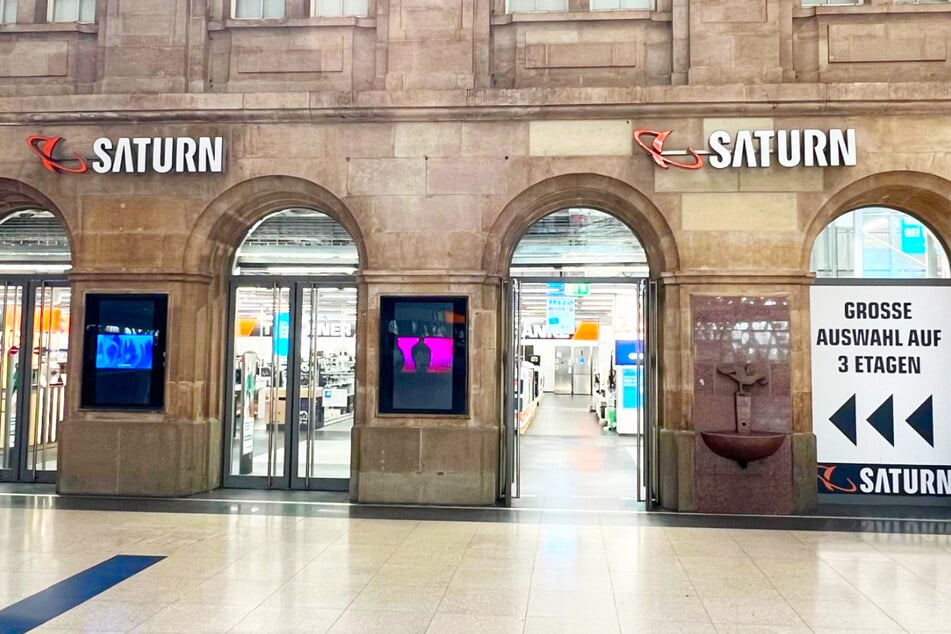 Saturn Leipzig Hauptbahnhof.