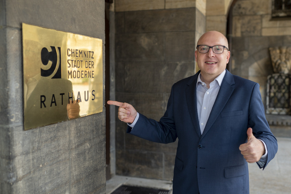 Am Ziel der Träume: Sven Schulze (48, SPD) ist bald neuer Rathauschef. Er wurde zum Oberbürgermeister von 245.000 Chemnitzern gewählt.