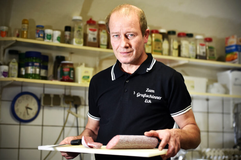 Wirt Frank Kämmer (50) fehlt nicht nur ein großes Stück seiner Salami.