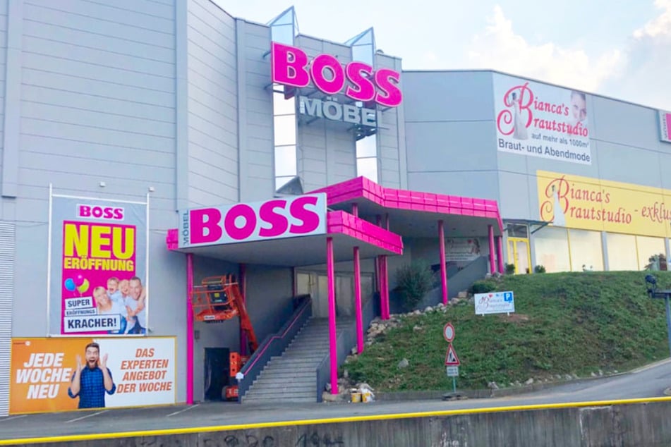 SB-Möbel Boss in Lichtenfels