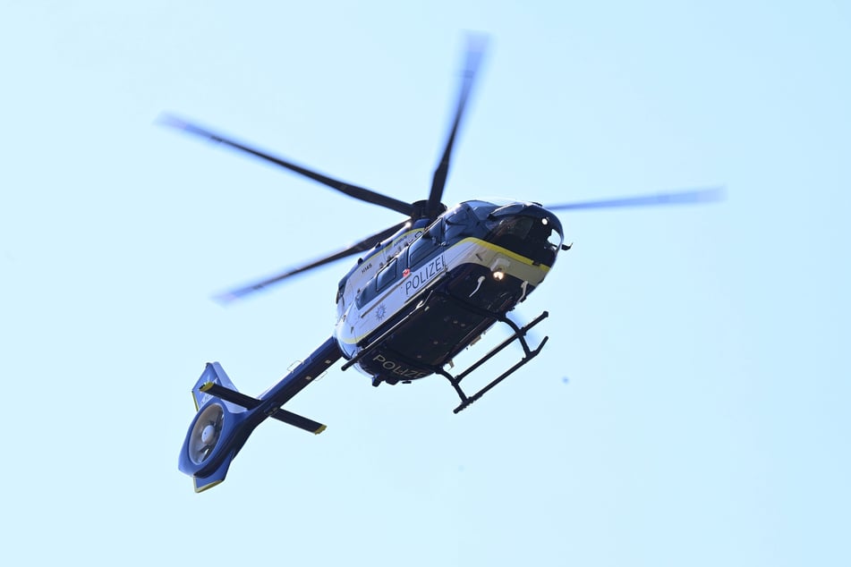Auch ein Helikopter der Bundespolizei-Fliegerstaffel kam bei der Suche nach den zwei Personen zum Einsatz. (Symbolbild)