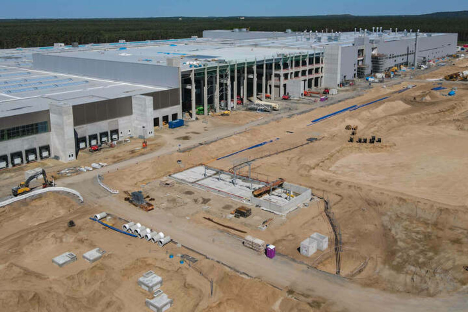 Das Baugelände der Tesla Gigafactory östlich von Berlin. Hier will das US-Unternehmen künftig rund 500.000 Autos pro Jahr herstellen.