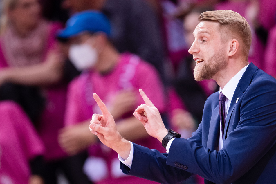 Trainer Tuomas Iisalo (40, Foto) gewann mit den Baskets Bonn gegen seinen Bruder Joonas Iisalo (36). Der ist Trainer bei den MLP Academics Heidelberg.