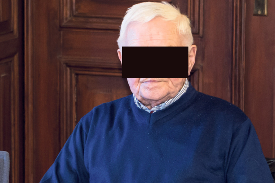 Angeklagt der Beihilfe zum Betrug: der pensionierte Allgemeinmediziner Dr. Werner T. (82).
