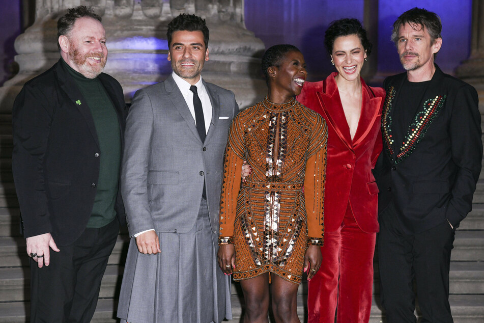 From l. to r.: David Ganly, Oscar Isaac, Ann Akinjirin, May Calamawy, and Ethan Hawke at the London premiere of Moon Knight at the British Museum.