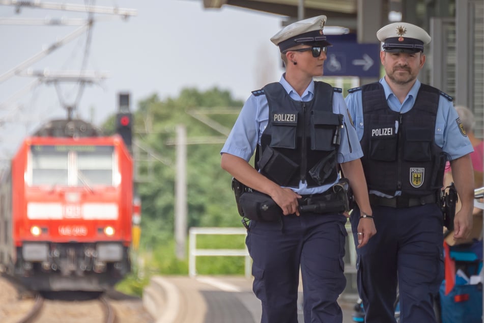 Am Haltepunkt Dresden-Trachau nahm die Bundespolizei den Mann unter die Lupe. (Symbolfoto)