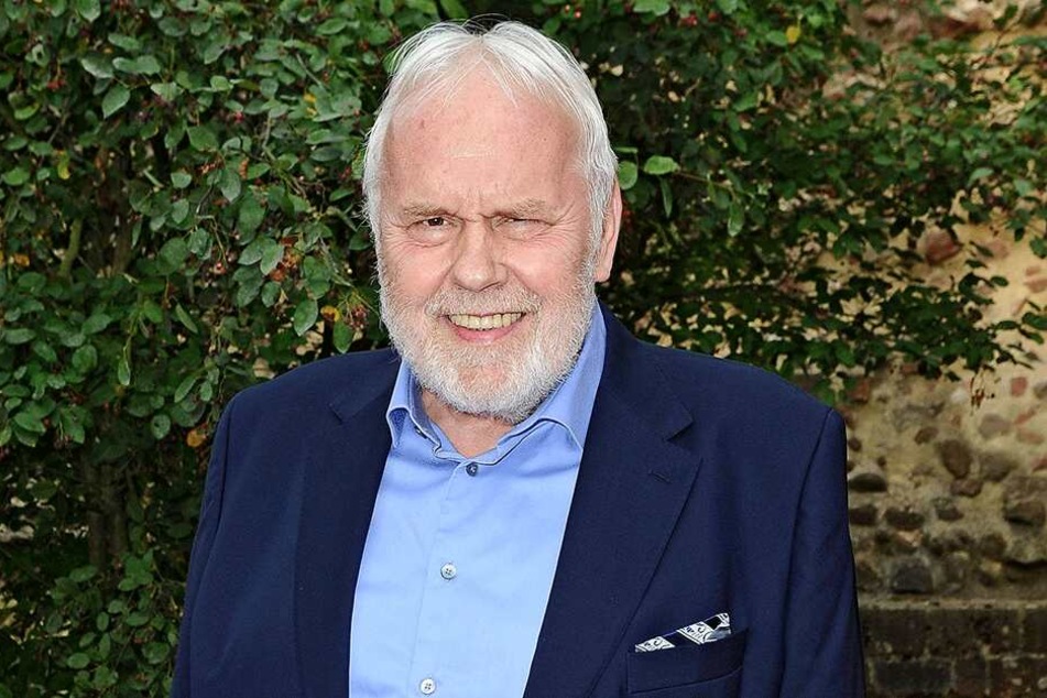 Gunther Emmerlich (74).