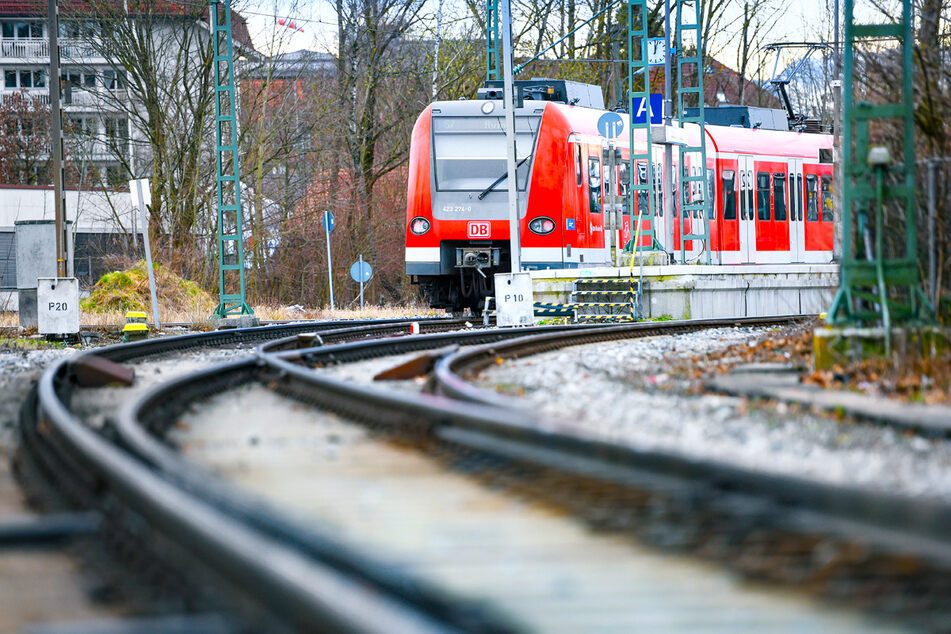 Abwechslungsreiche Aufgaben, viel Verantwortung und eine Menge Mitarbeitervorteile: Das bietet die DB.