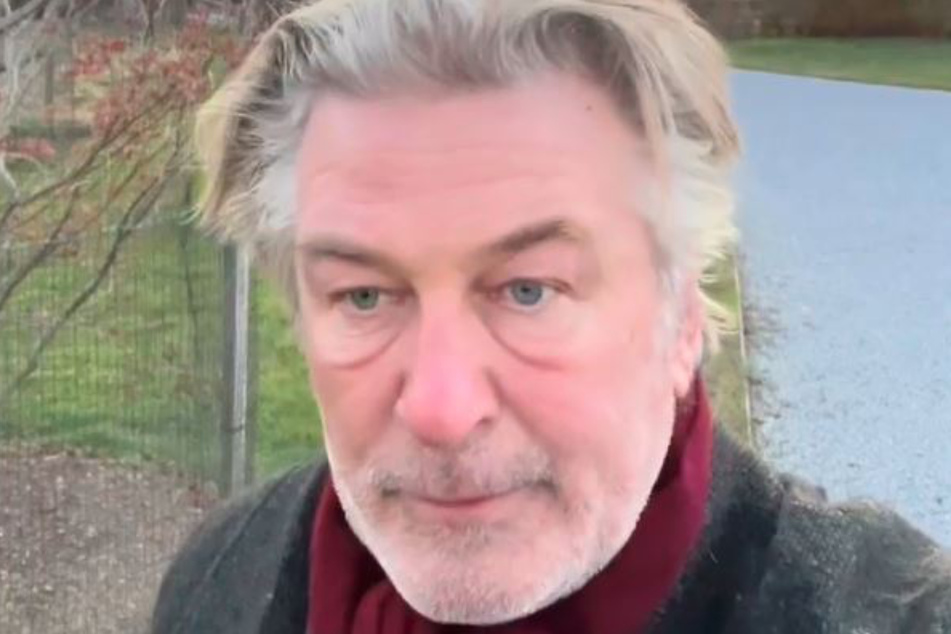 Visibly upset: Alec Baldwin (63) in his latest Insta video.
