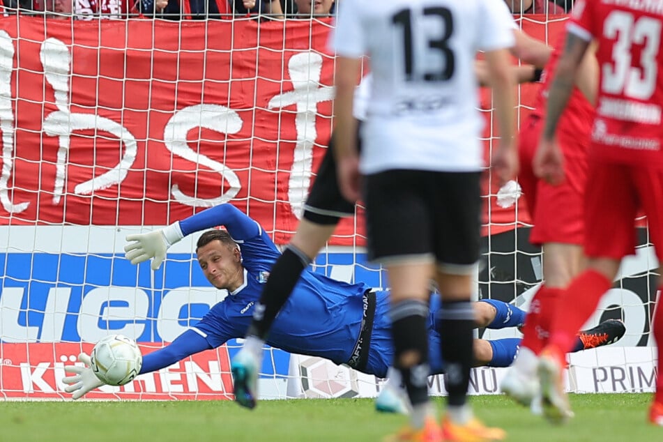 War mit einer starken Leistung der Garant für den Zwickauer Sieg in Babelsberg: Keeper Lucas Hiemann (26).
