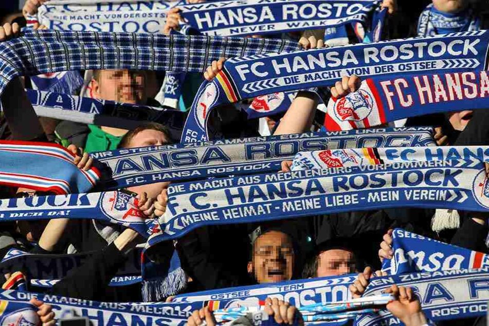 Anti Hansa Rostock Bilder / Hachinger Fan Legende Loeper 1560 Kilometer