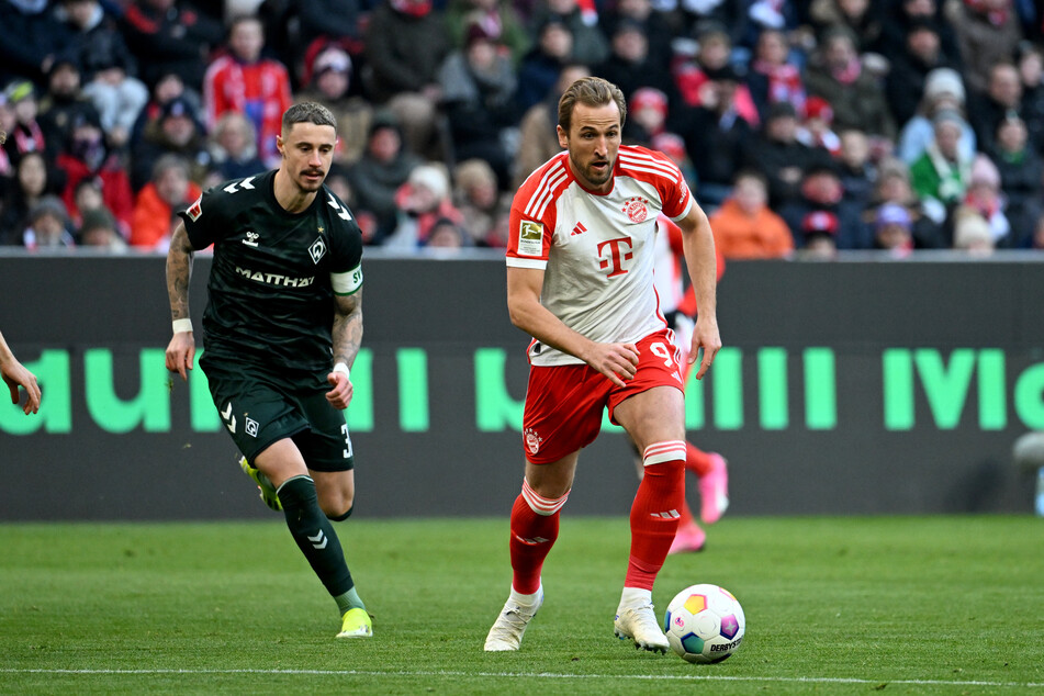 SVW-Kapitän Marco Friedl (26, l.) ließ Harry Kane (30) beim 1:0-Erfolg der Bremer in München nicht zur Entfaltung kommen. Gegen Leverkusen wird er nun aber fehlen.