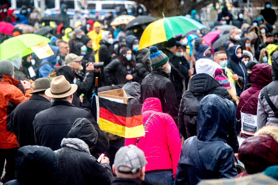 Mit Sorge betrachtet der Verfassungsschutz die Corona-Proteste wie in Hannover.
