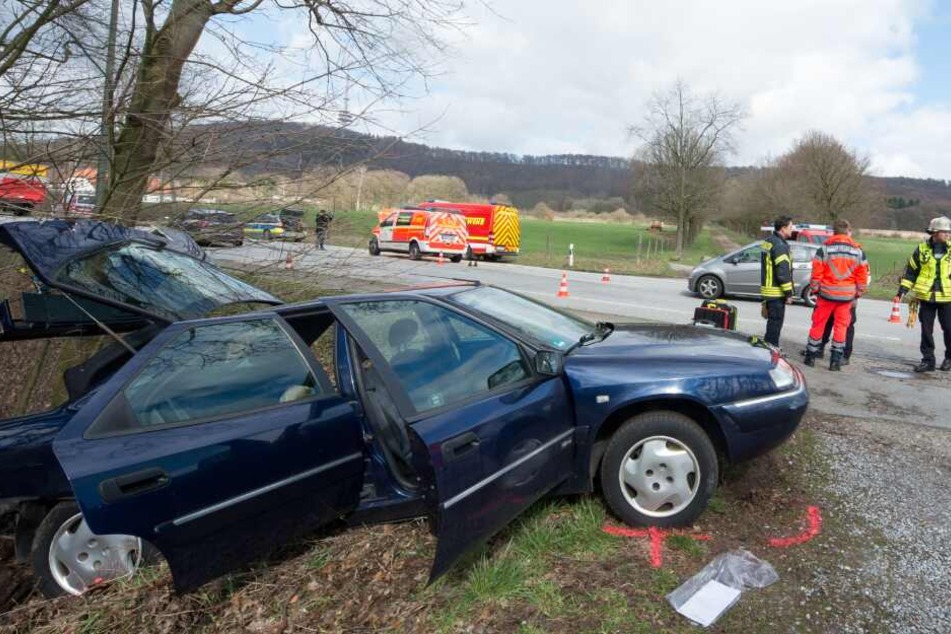 Das Auto mit den beiden Frauen landete im Graben.