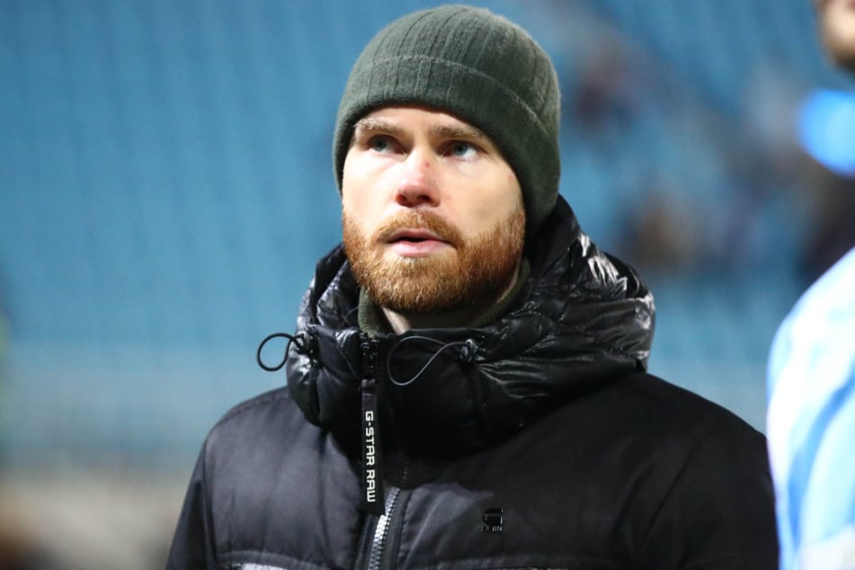 Nach dem Luckenwalde-Heimspiel nahm Tobias Müller (32) die Kritik der Fans in der Südkurve an.