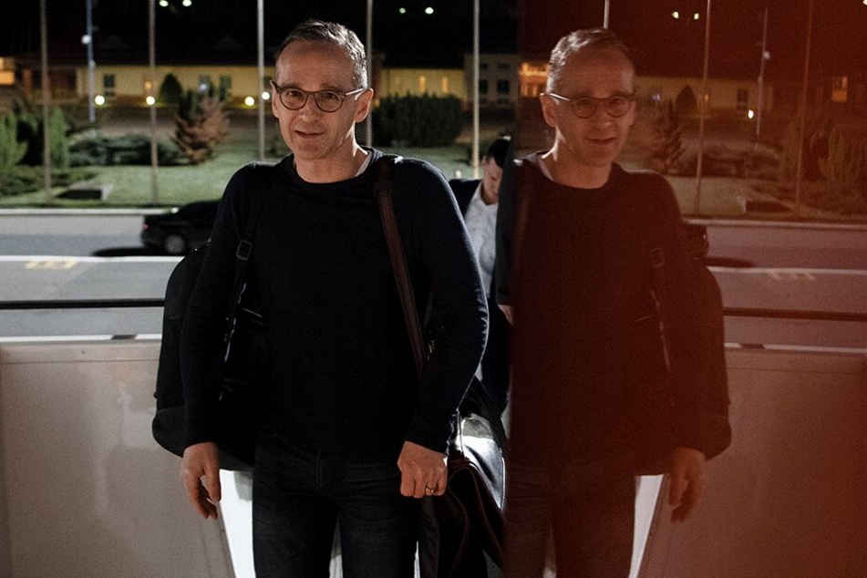 Heiko Maas (52, SPD) trifft am Flughafen Tegel in Berlin ein, um nach New York zu fliegen.