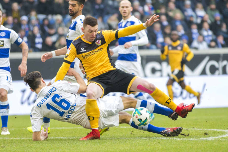 Haris Duljevic (vorn) mühte sich, stand aber oft auf verlorenem Posten.