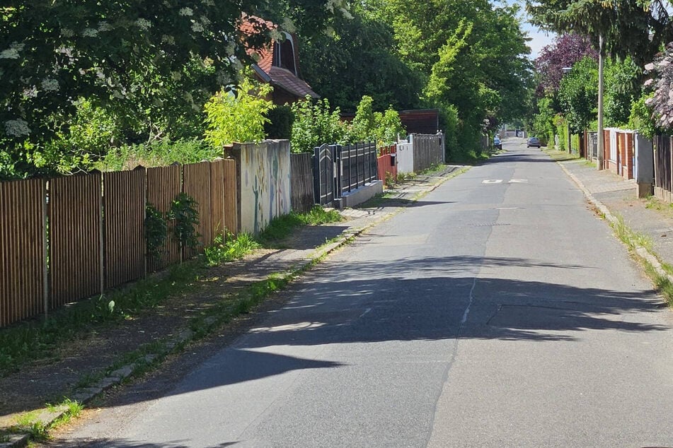 Leipzig: Sie wollten Bargeld von ihr: 75-Jährige in ihrem Schlafzimmer von Einbrechern erpresst