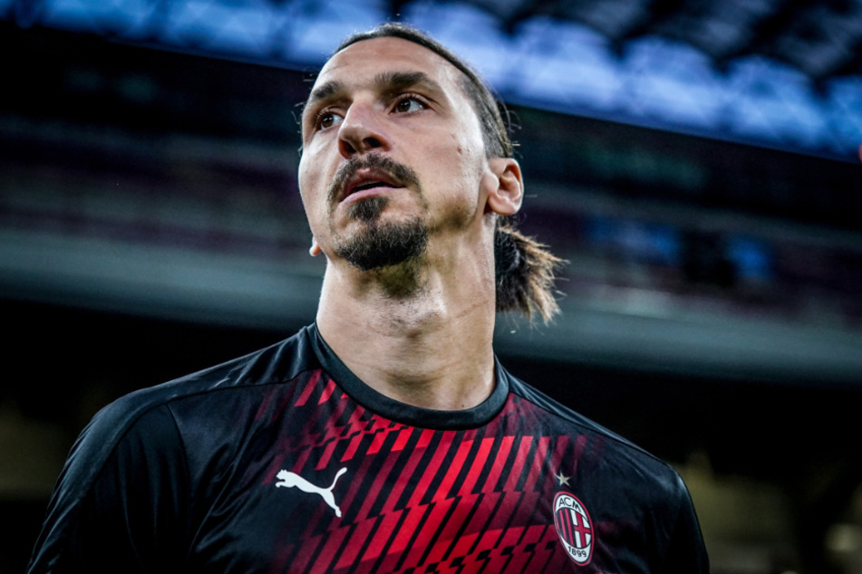 Zlatan Ibrahimovic (38) hat sich nach Bekanntwerden der Infektion in häusliche Quarantäne begeben.