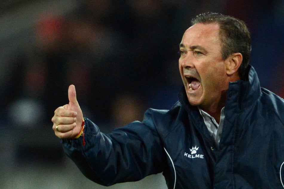 Der spanische Coach Juan Ignacio Martínez (61) griff bei Videoanalysen offenbar auf einen bizarren Porno-Trick zurück.