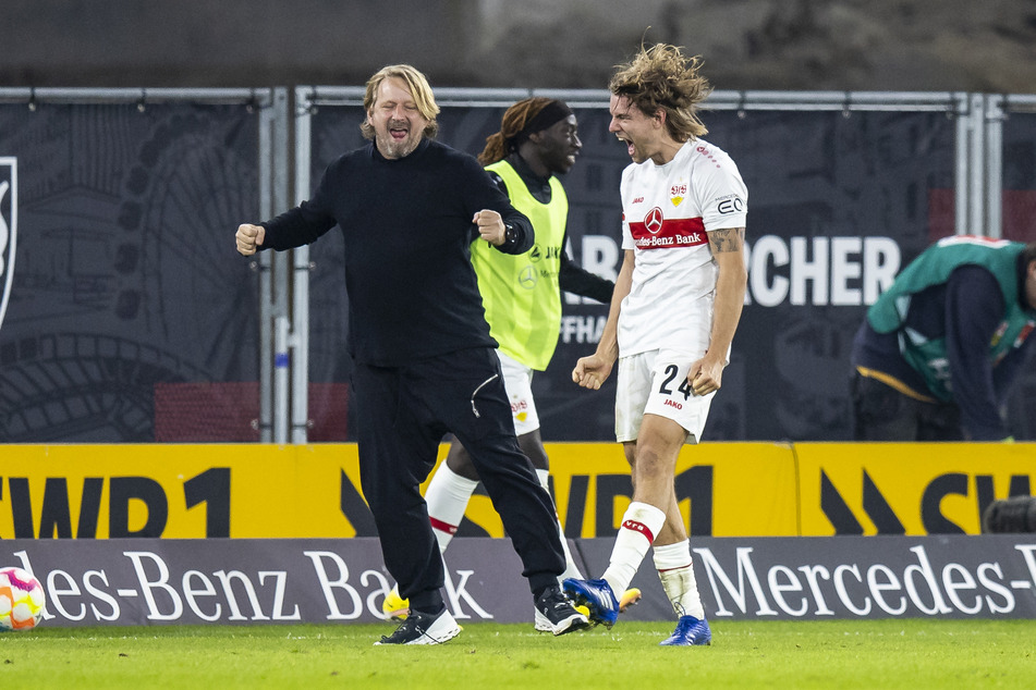 Der Ajax-Transfer von Borna Sosa (26, r.) durch Sven Mislintat (51, l.), hier noch in gemeinsamen Diensten für den VfB Stuttgart, wurde im vergangenen Sommer kritisch beäugt.