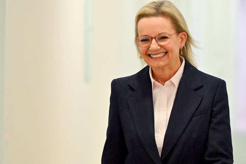 After devastating election defeat: a woman leads the Conservatives for the first time