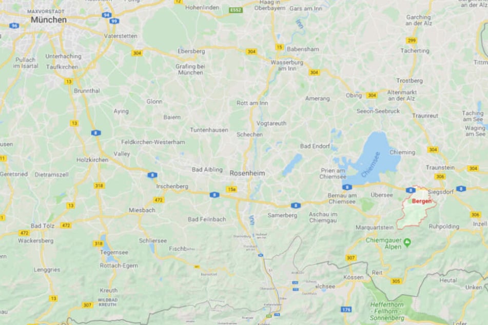 Auf der Autobahn 8 zwischen Bergen und Grabenstätt ist es zu einem schweren Unfall gekommen.