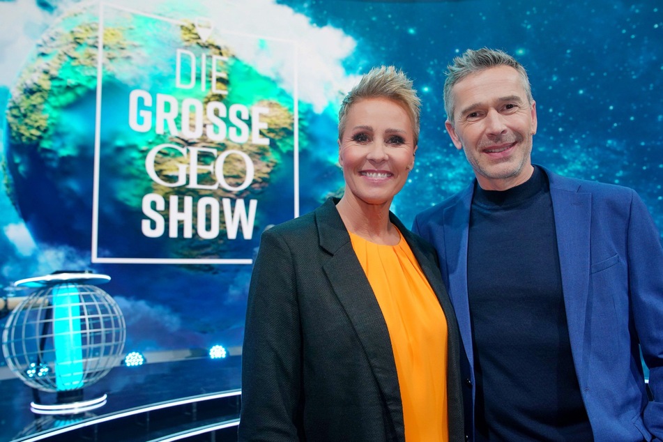 Moderiert wird die neue Samstagabend-Show von Sonja Zietlow und Co-Host Dirk Steffens.