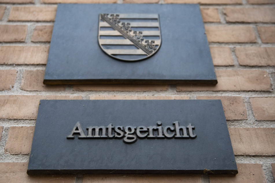Zwei Fälle wegen möglicher Verletzung der Schulpflicht wurden Mittwoch am Dresdner Amtsgericht verhandelt.