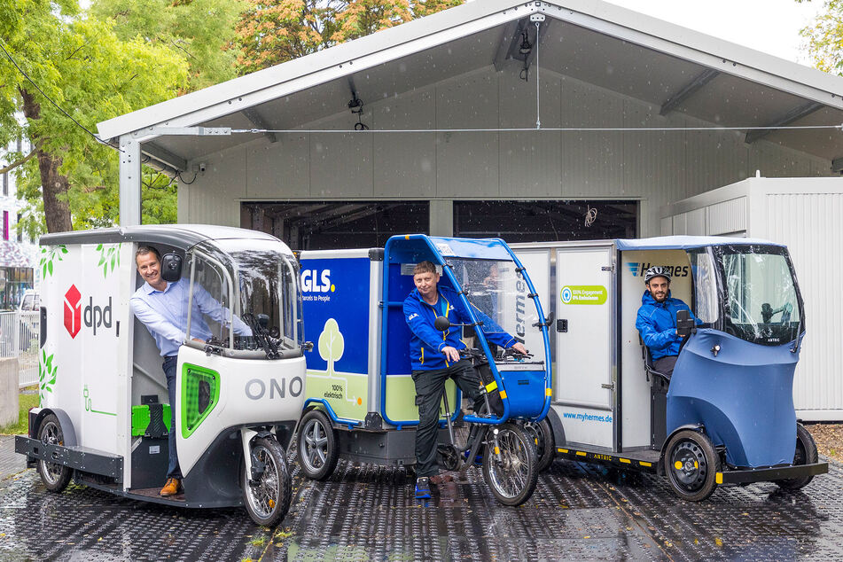 Die Beschaffung der Cargo-Bikes kostet die teilnehmenden Unternehmen rund 20.000 Euro - pro Fahrrad.